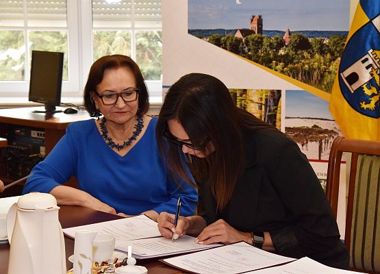 Podpis składa M. de Castro