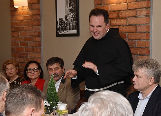 Życzenia składa o. R. Wołyniec