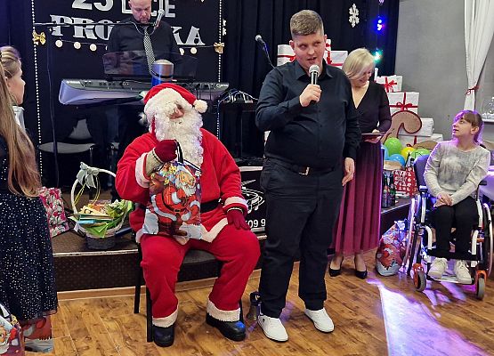 Mikołaj wśród uczestników