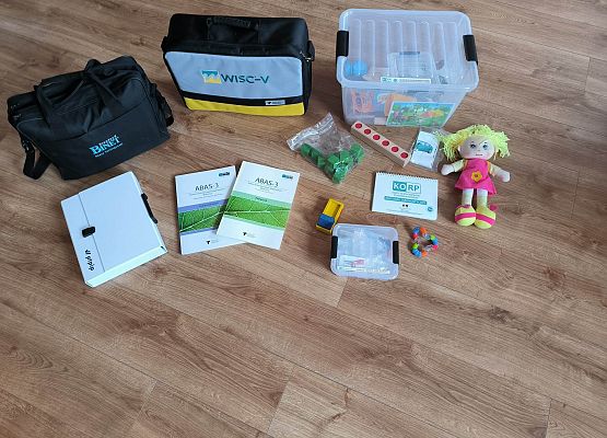 Część zakupionych narzędzi