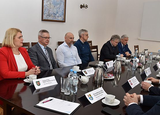 Od lewej: z-ca wójta NWL - M.