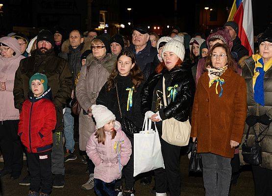 Uczestnicy wiecu poparcia