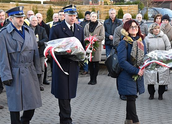 Kwiaty składają przedstawicie