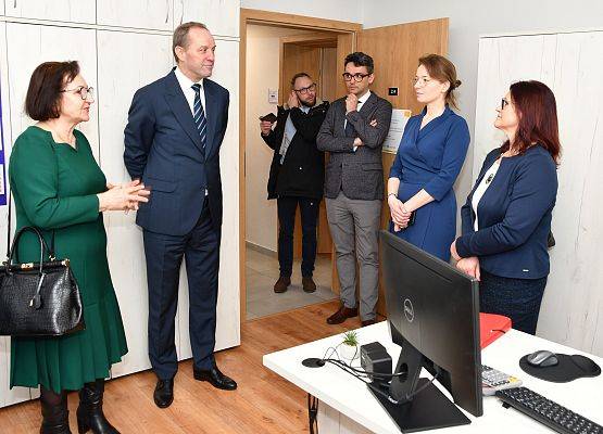 Od lewej: starosta A.