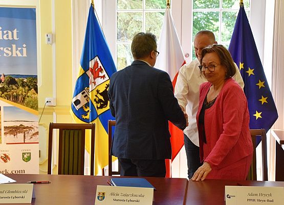 Przekazanie podpisanego