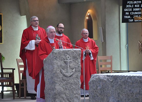 Homilię wygłasza bp pelpliński