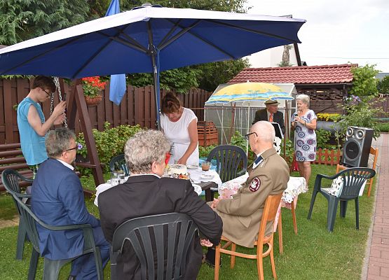 Wspólne spotkanie urodzinowe w