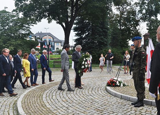 Uroczystości przy Obelisku