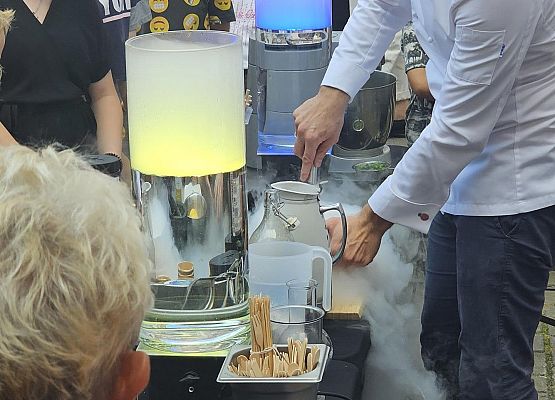 Integrujący Pokaz Kuchni