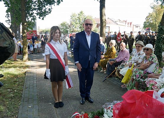 Składanie kwiatów pod
