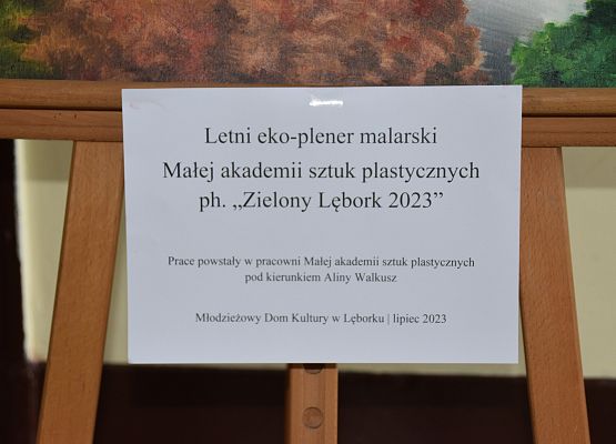 Wystawa obrazów Małej akademii