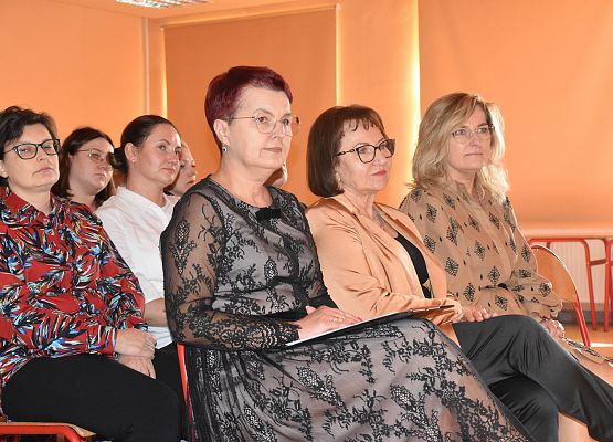 Dyrektor szkoły wraz ze