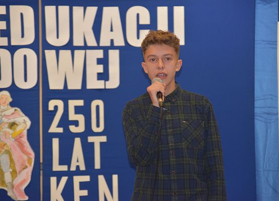 Zabawa w "Familiadę"