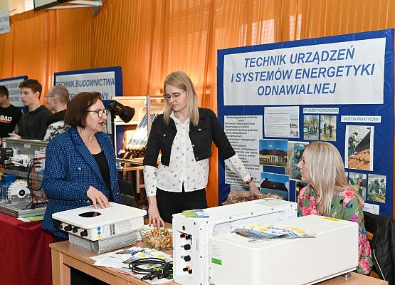 Powiatowe Targi Edukacyjne