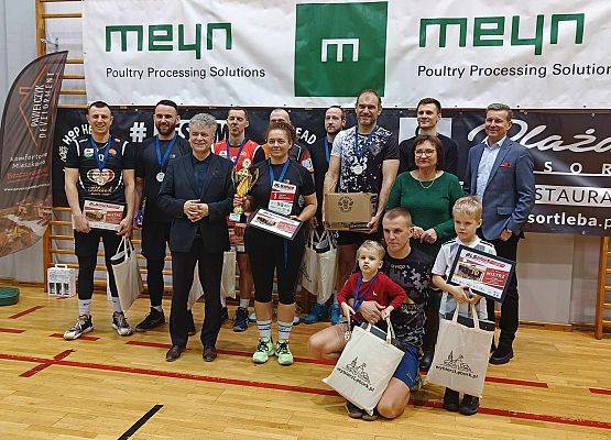 Finały rozgrywek XVI