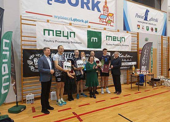 Finały rozgrywek XVI