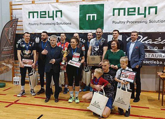 Finały rozgrywek XVI