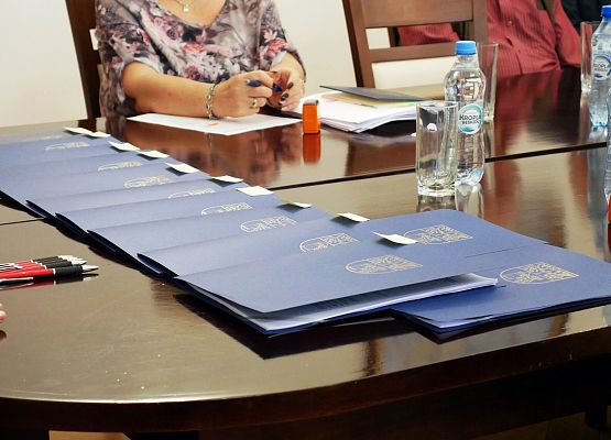 Podpisanie umów grantowych z