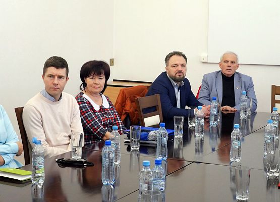 Podpisanie umów grantowych z