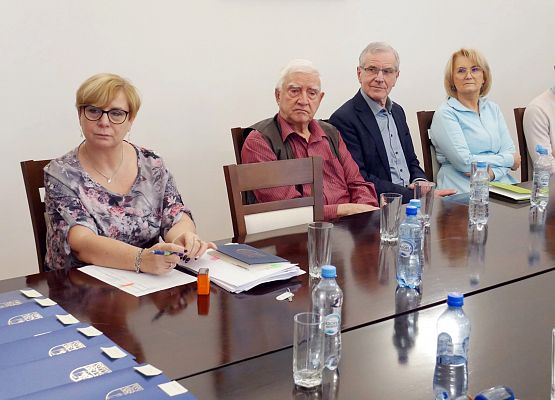 Podpisanie umów grantowych z