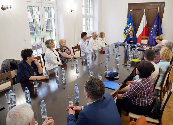 Podpisanie umów grantowych z