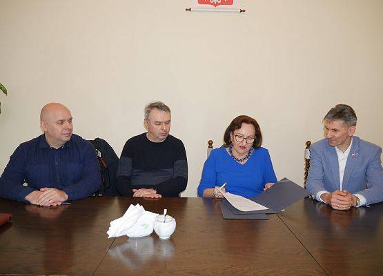 Podpisanie umów na promocję