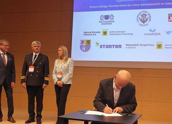 Uroczystość podpisania listu