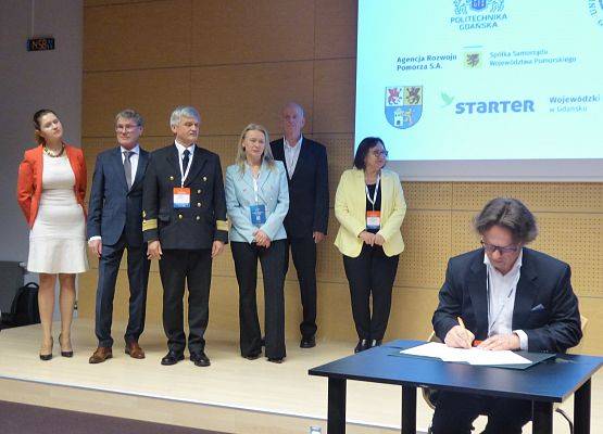 Uroczystość podpisania listu