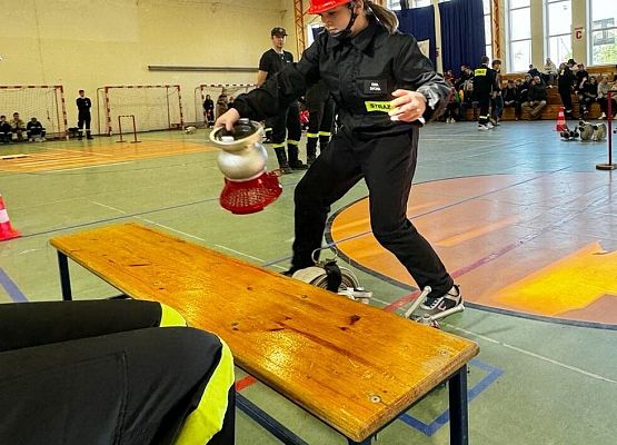 Halowe Młodzieżowe Zawody