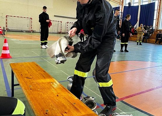 Halowe Młodzieżowe Zawody