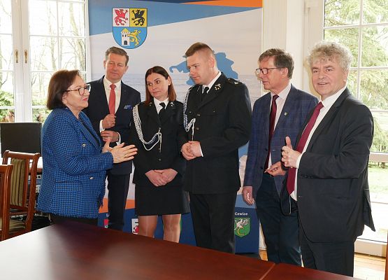 Podpisanie umowy na zakup