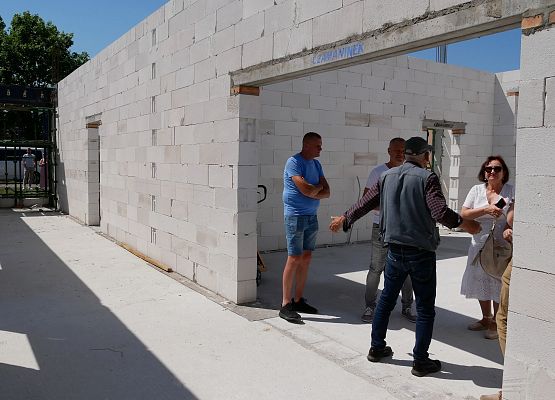 Starosta odwiedziła plac