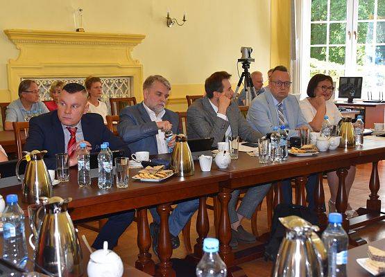 Obrady II sesji Rady Powiatu