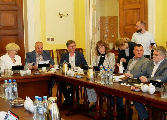 Obrady II sesji Rady Powiatu