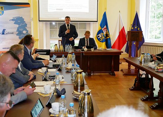 Obrady II sesji Rady Powiatu