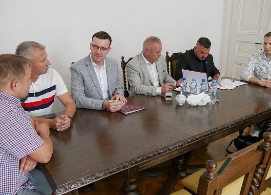 Podpisanie umowy na
