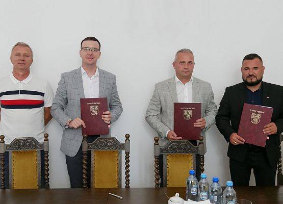 Podpisanie umowy na