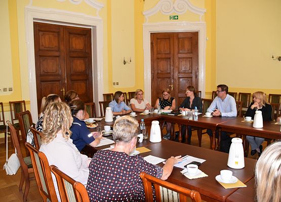 Pierwsze posiedzenie Lokalnego