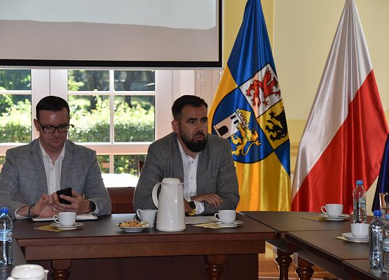 Pierwsze posiedzenie Lokalnego