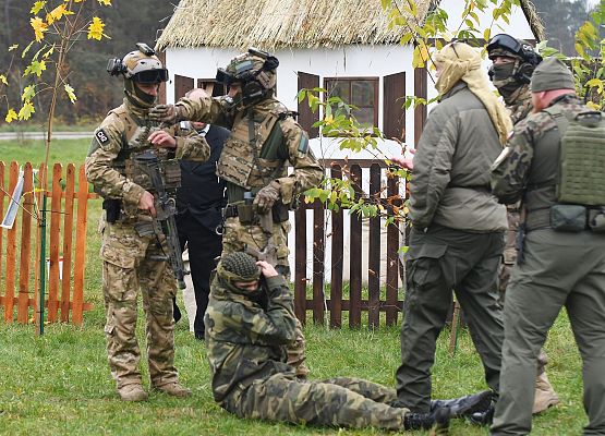 Suport spektaklu - Przejęcie