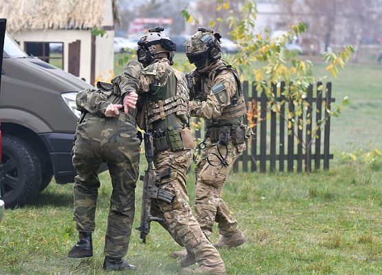 Suport spektaklu - Przejęcie