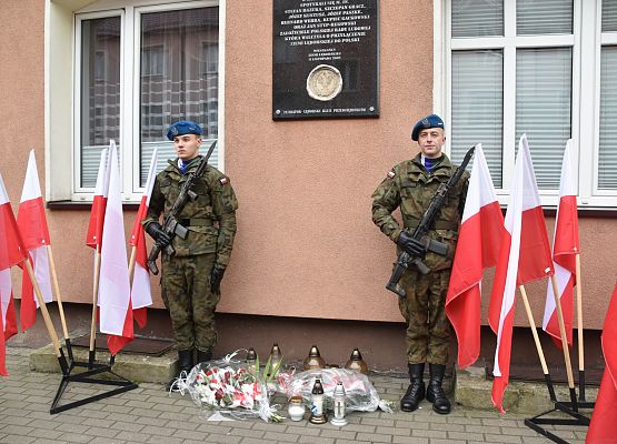 Składanie kwaitów pod tablicą