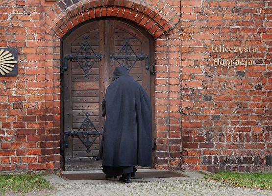 Podpisanie umowy na renowację