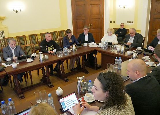 Obrady IX sesji Rady Powiatu