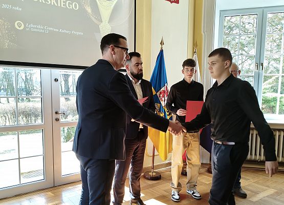 Nagrody i statuetki dla