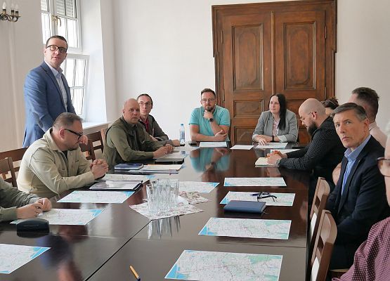 Obrady grupy roboczej ds.