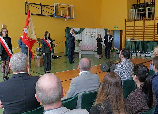 Pożegnanie absolwentów w