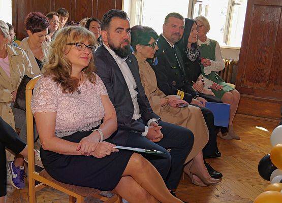 Pożegnanie absolwentów w LO 1