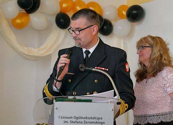Pożegnanie absolwentów w LO 1