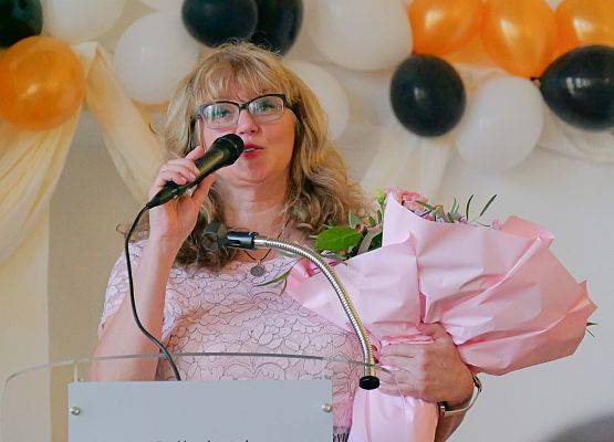 Pożegnanie absolwentów w LO 1